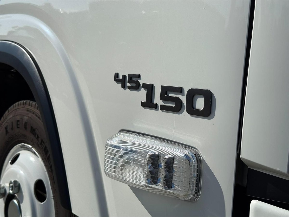 2024 Isuzu N Series image 10