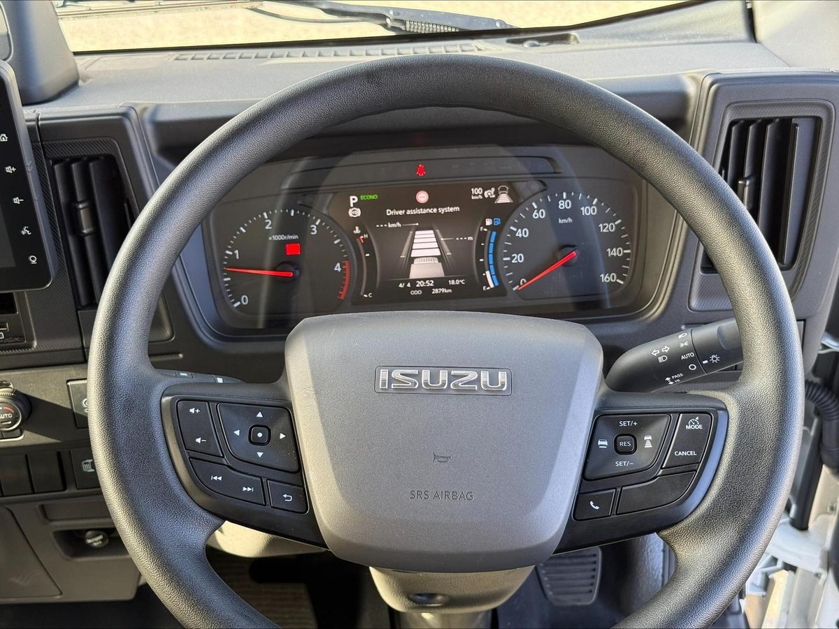 2024 Isuzu N Series image 15
