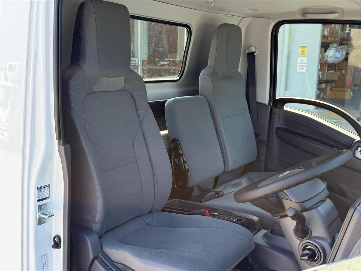 2026 Isuzu N Series image 15