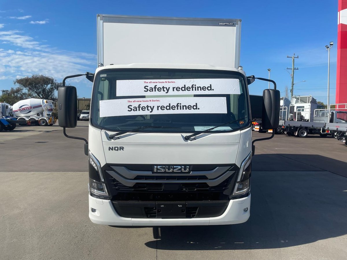 2025 Isuzu Nqr 88/80-190 Am NQR 88/80-190 AM D34 PanTech image 2