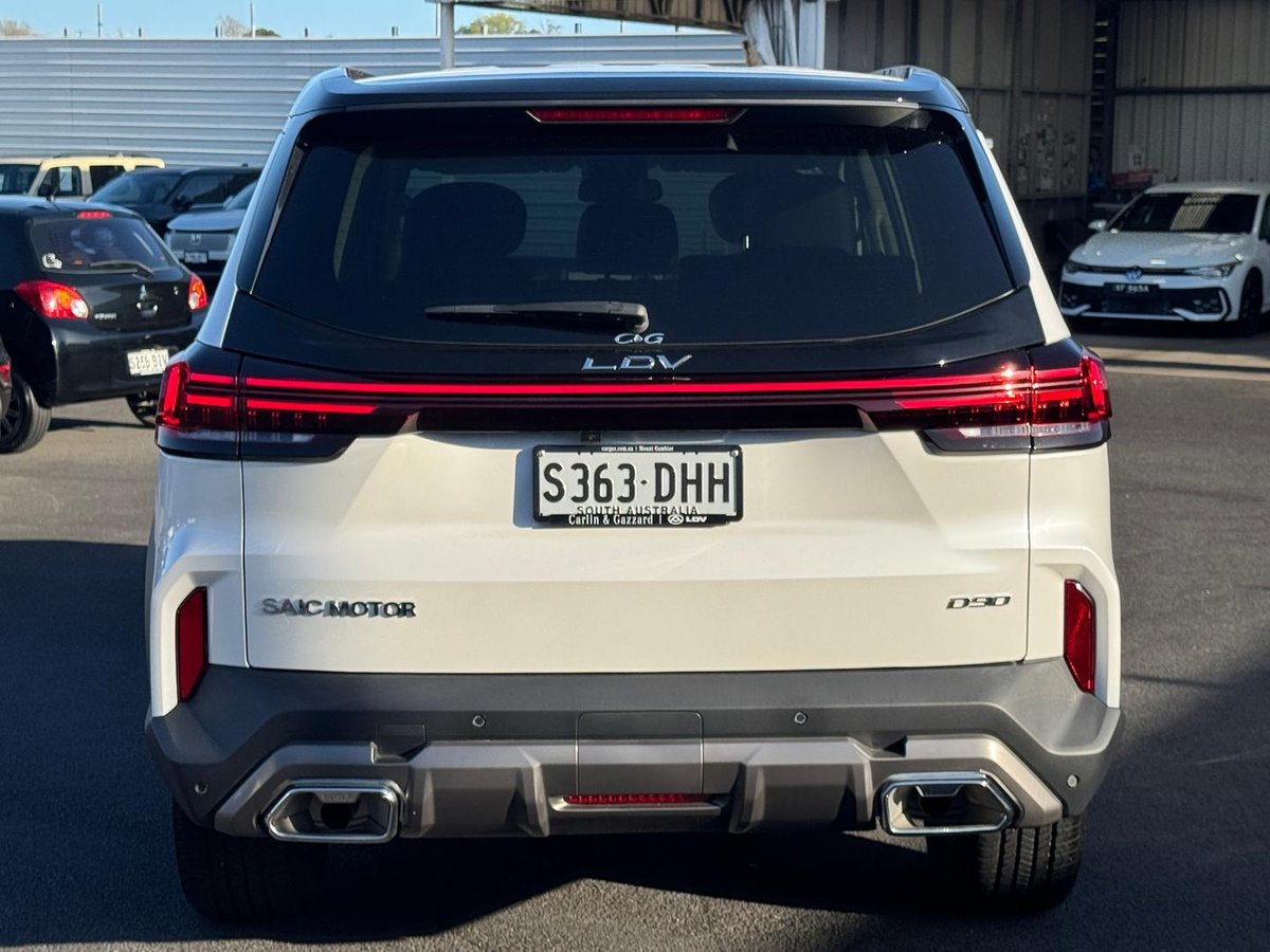 2025 LDV D90 Executive SV9A MY25 image 26
