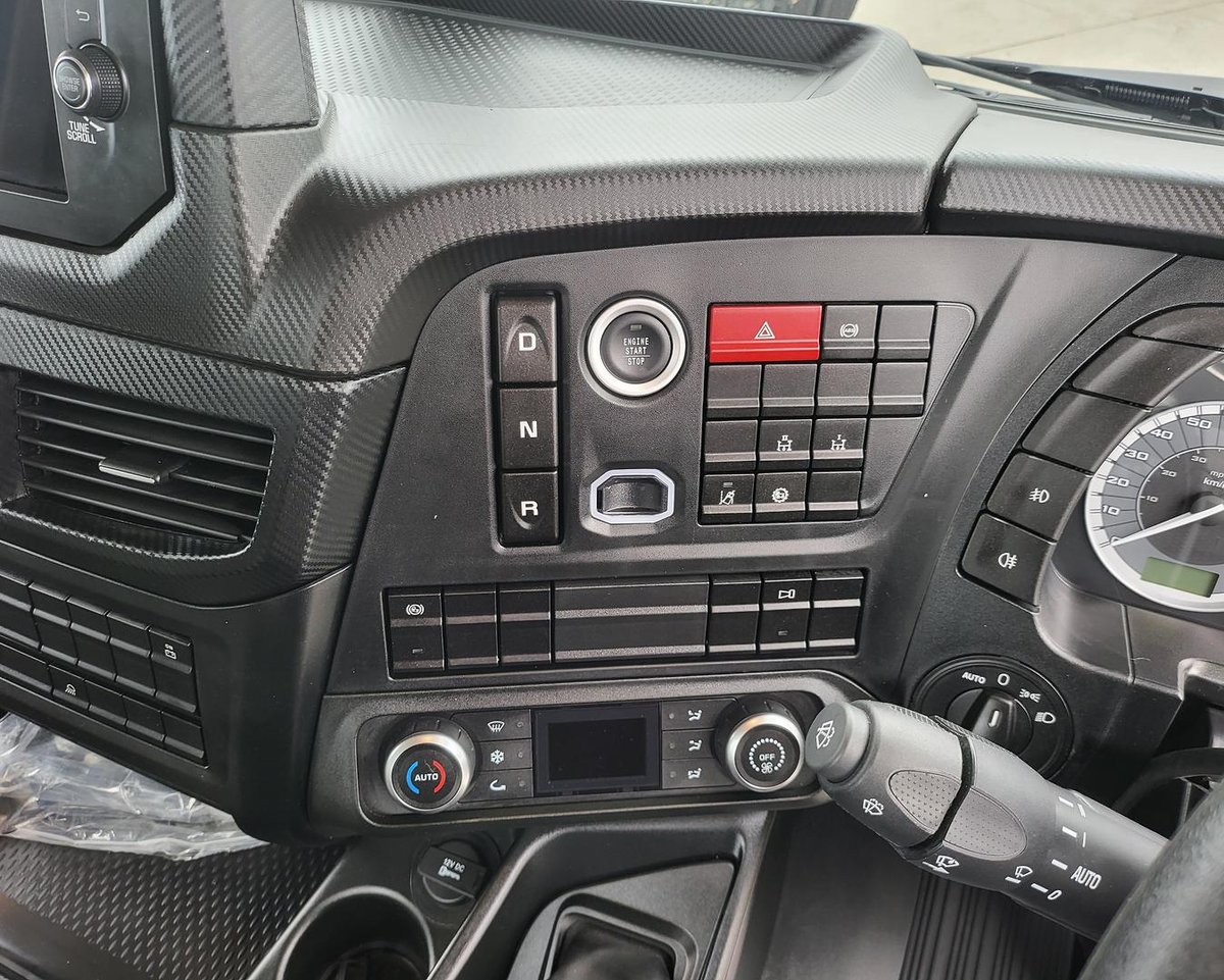 2025 Iveco Tway image 26
