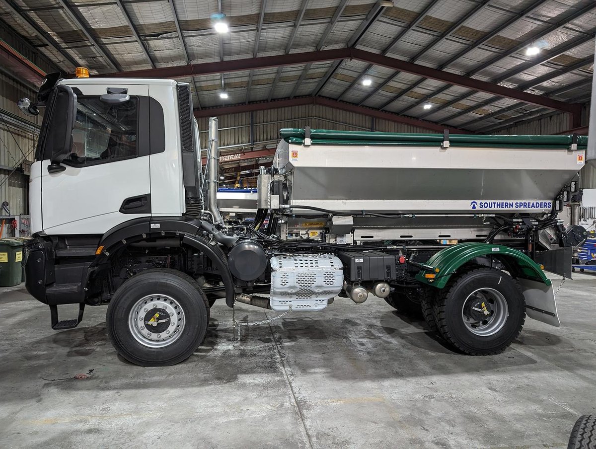 2025 Iveco Tway image 15