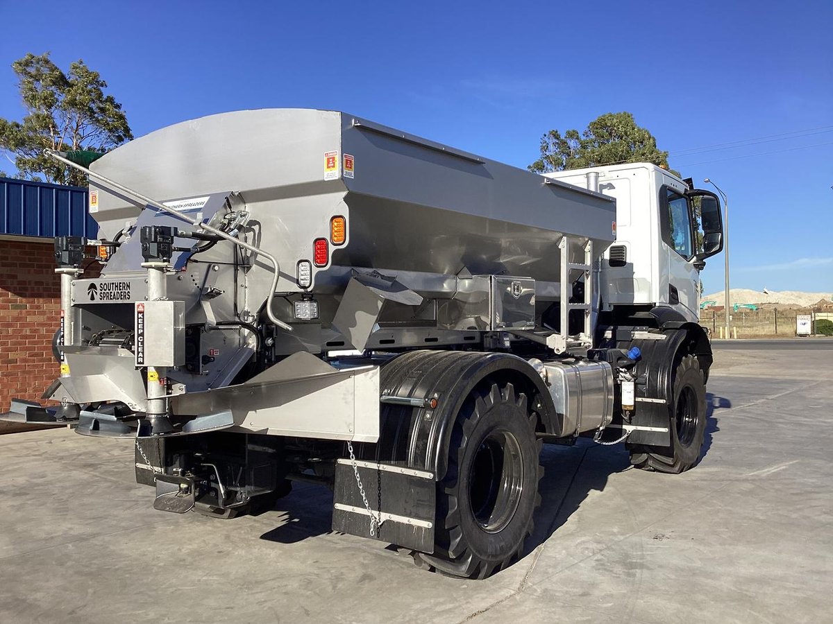 2025 Iveco Tway image 7