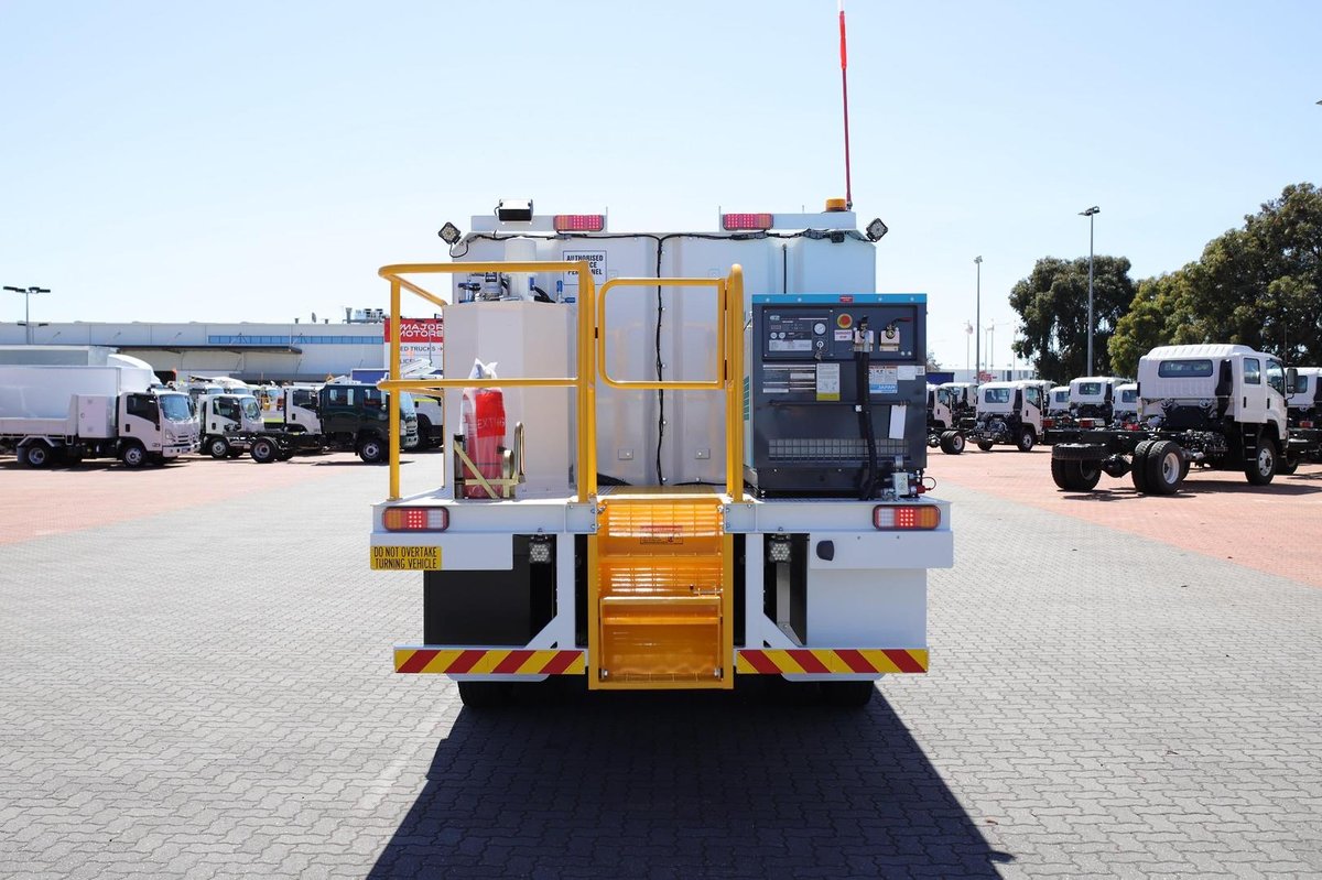 2025 Isuzu Fvz 260-300 6X4 Service Module image 24
