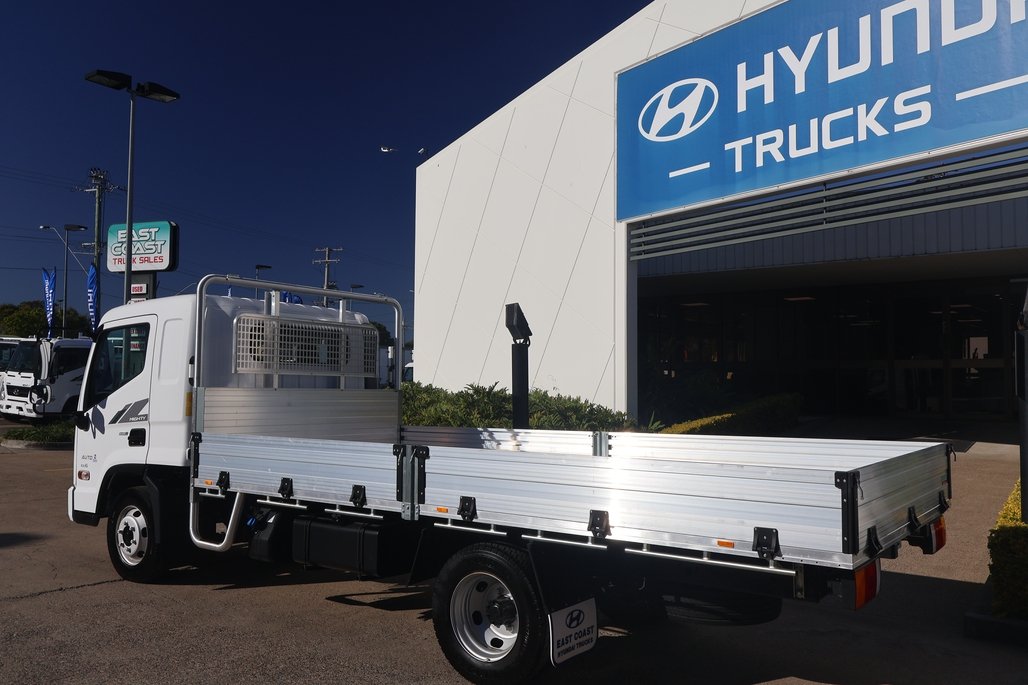2025 Hyundai Ex6 Mwb image 3