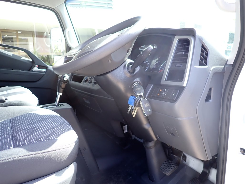 2025 Hyundai Ex8 Elwb image 12