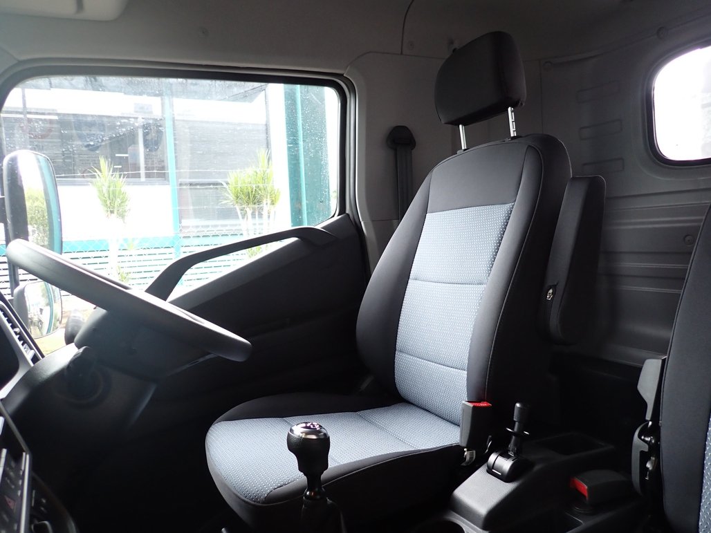 2025 Hyundai Ex10 Lwb image 12