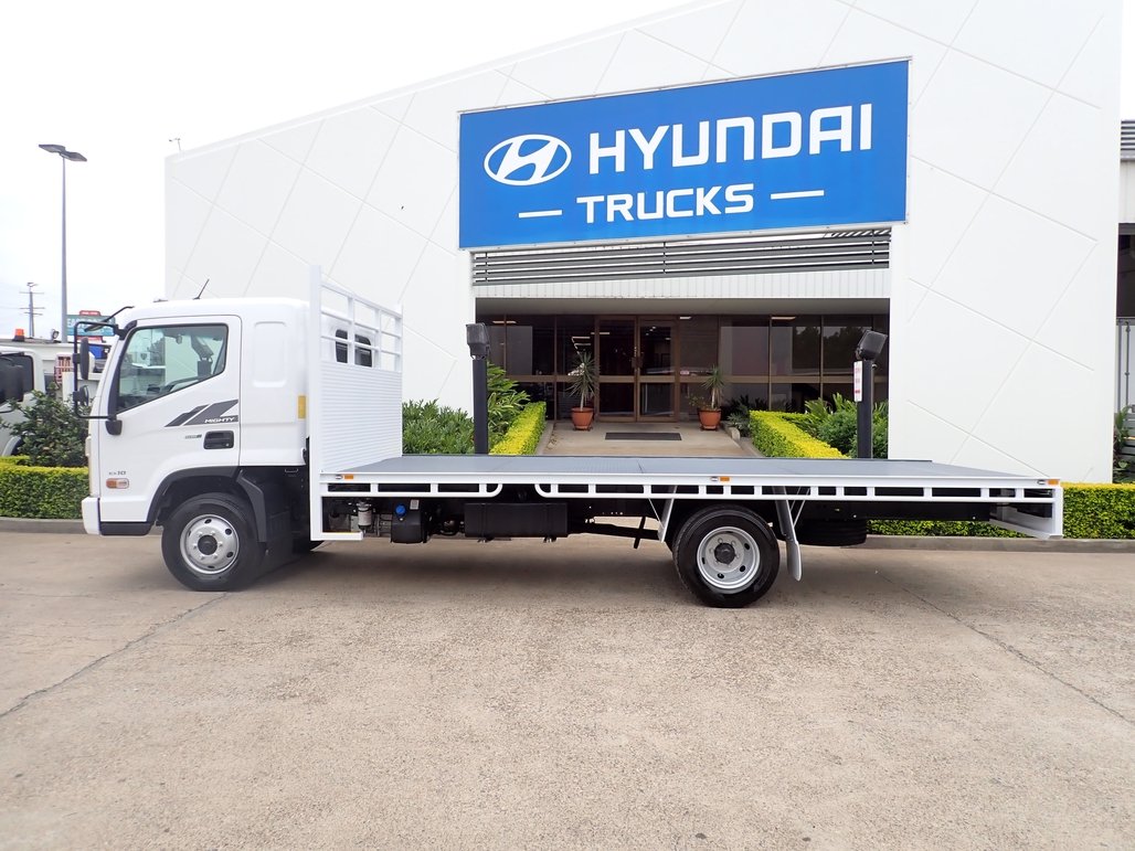 2025 Hyundai Ex10 Lwb image 2