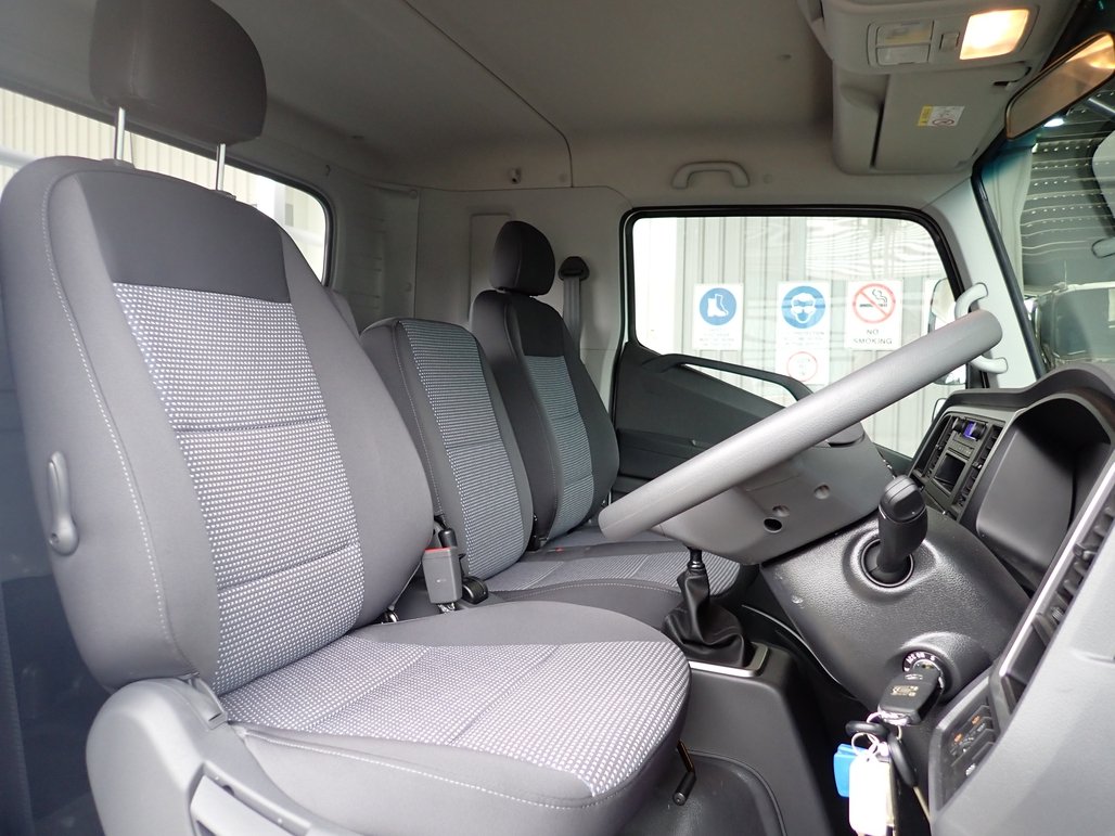 2025 Hyundai Ex10 Lwb image 9