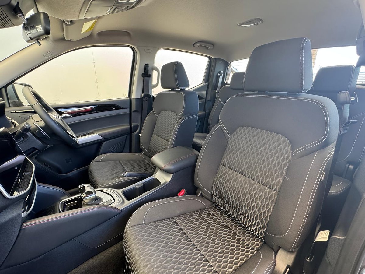 2025 LDV T60 Max PRO SK8C MY25 4X4 Dual Range image 16