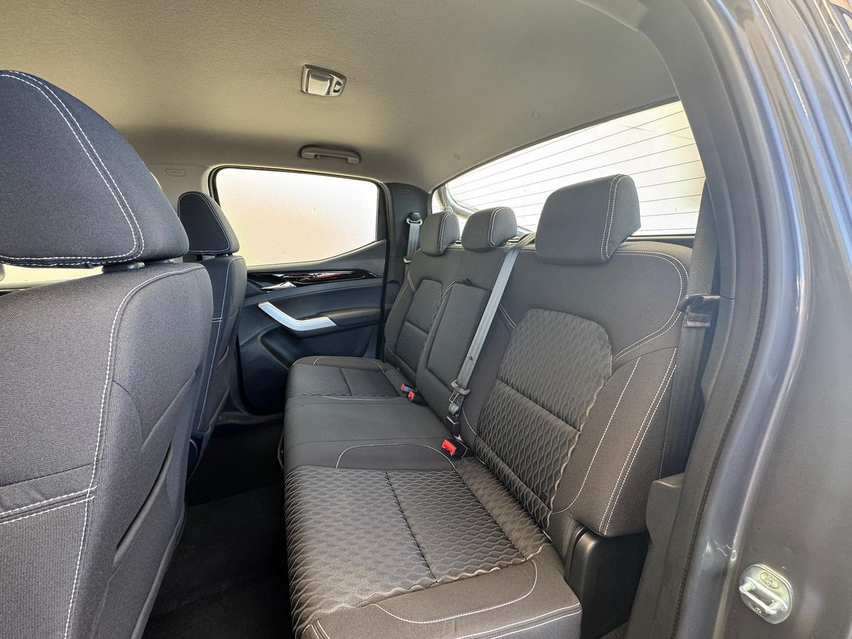 2025 LDV T60 Max PRO SK8C MY25 4X4 Dual Range image 9