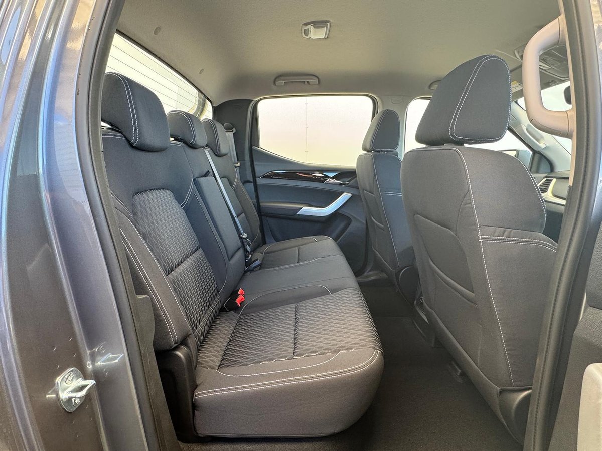 2025 LDV T60 Max PRO SK8C MY25 4X4 Dual Range image 19