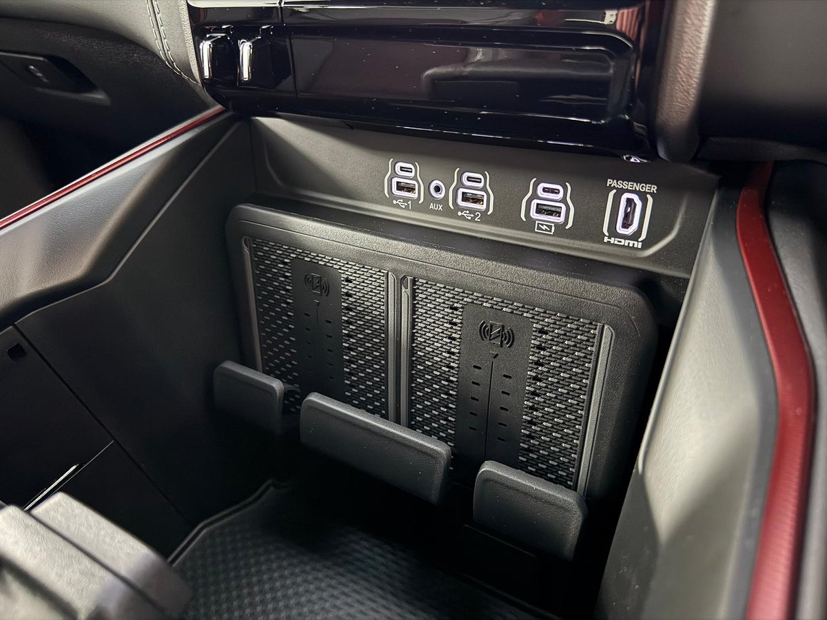 2025 RAM 1500 Rebel Hurricane SO DT MY25 4X4 Dual Range image 32