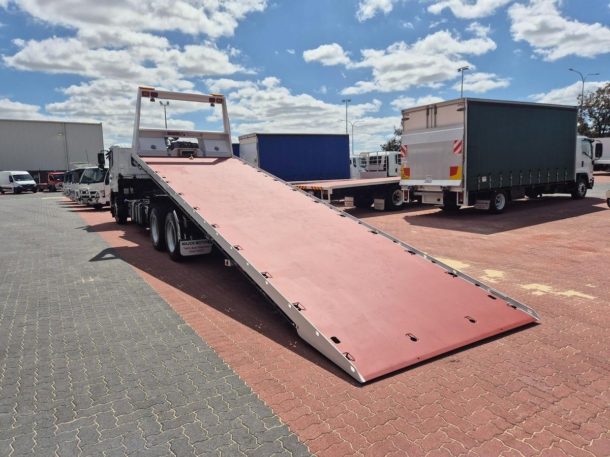 2018 UD Pk240 280 Auto 6X4 Tilt Slide image 20