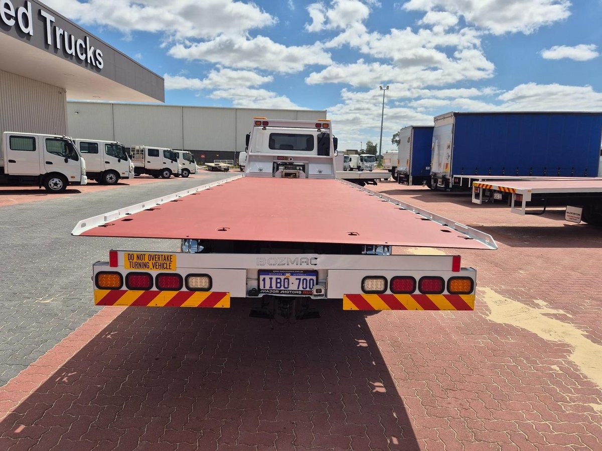 2018 UD Pk240 280 Auto 6X4 Tilt Slide image 37