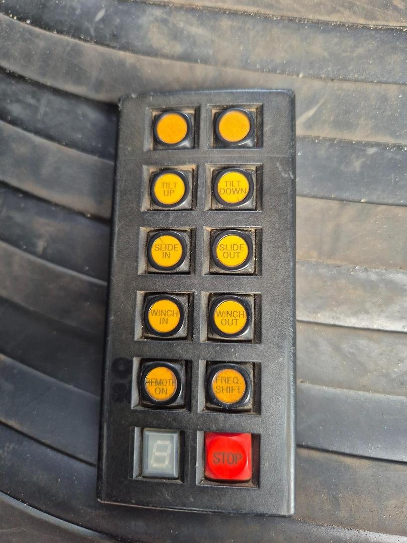 2018 UD Pk240 280 Auto 6X4 Tilt Slide image 35