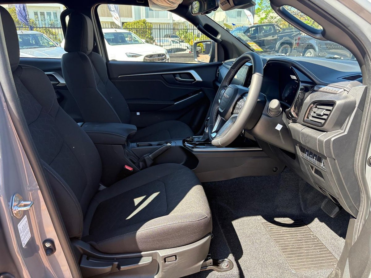 2026 Isuzu D-MAX LS-U MY25.5 4X4 Dual Range image 17