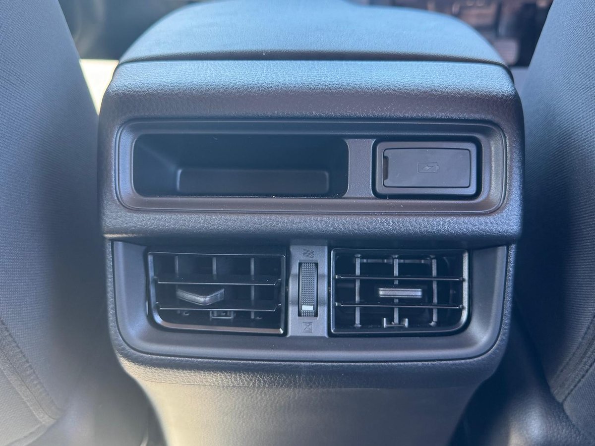 2026 Isuzu D-MAX SX MY25.5 4X4 Dual Range image 10