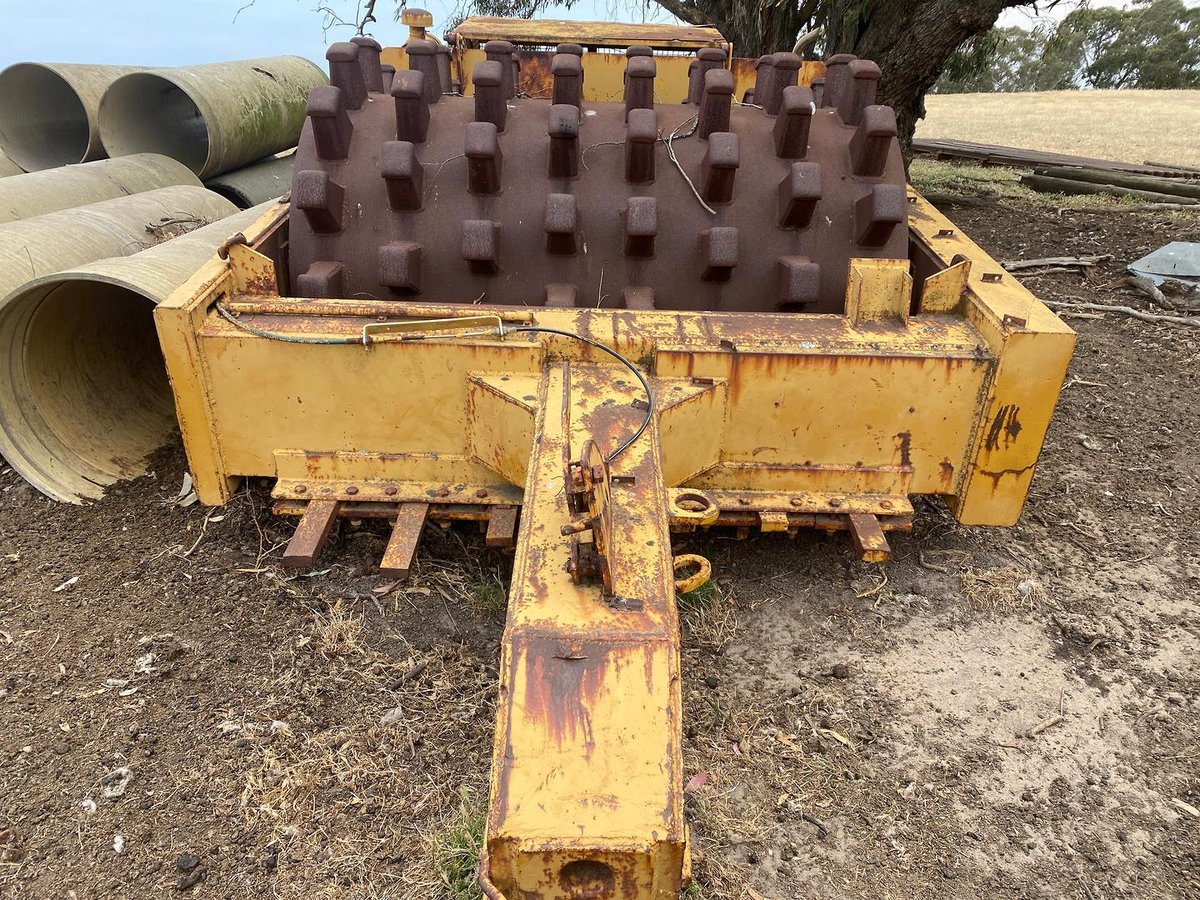 1975 Coates Roller Drawn