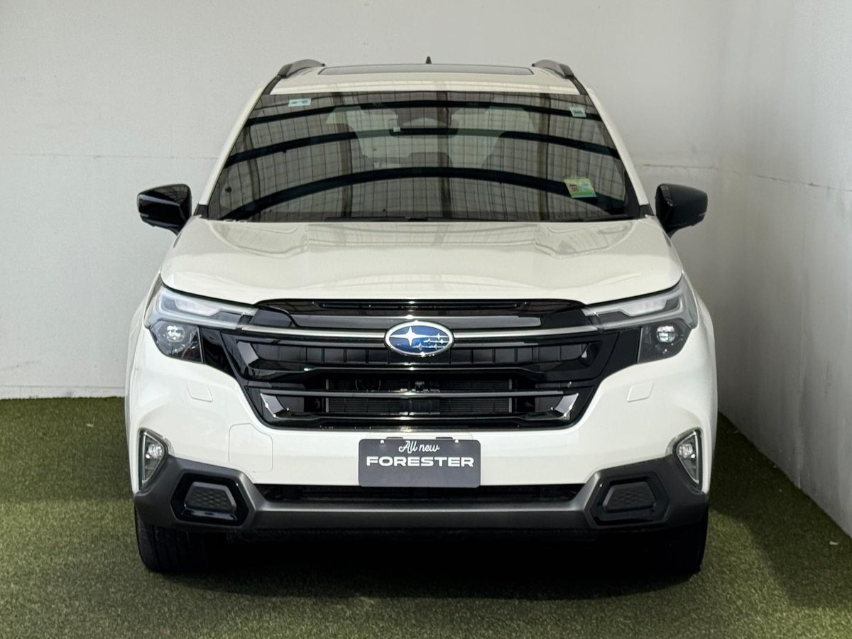 2025 Subaru Forester Hybrid Touring S6 MY26 AWD image 8