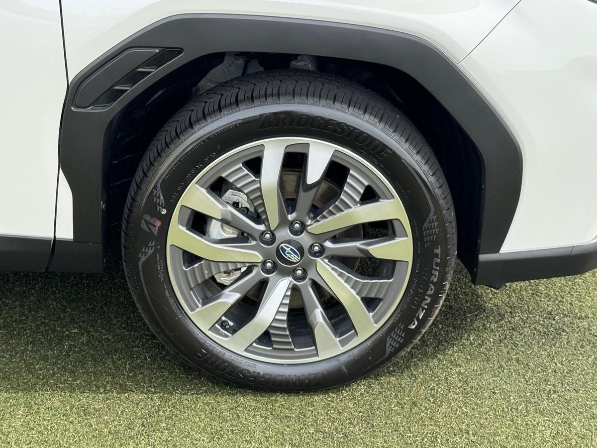 2025 Subaru Forester Hybrid Touring S6 MY26 AWD image 24