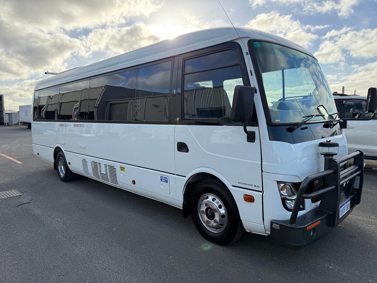 2022 Fuso Rosa Deluxe image 5
