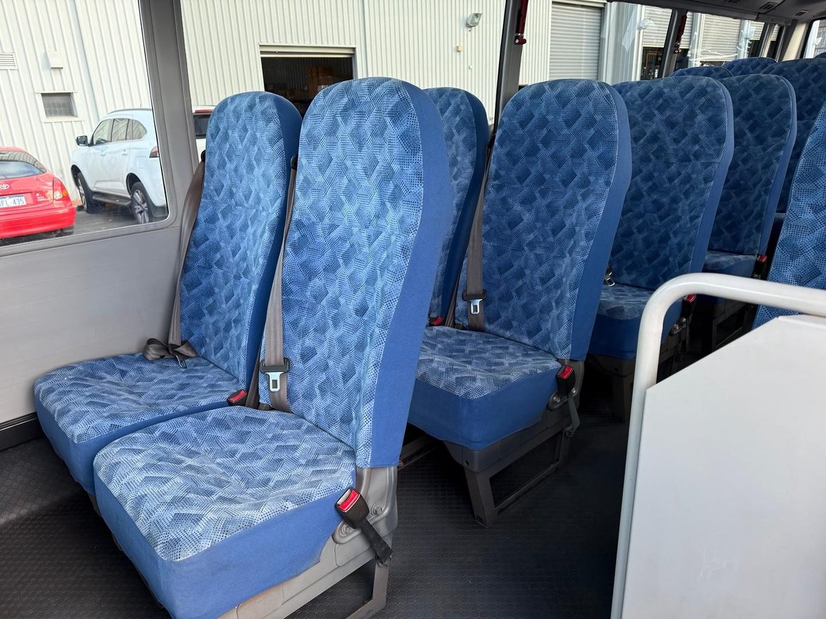 2022 Fuso Rosa Deluxe image 13