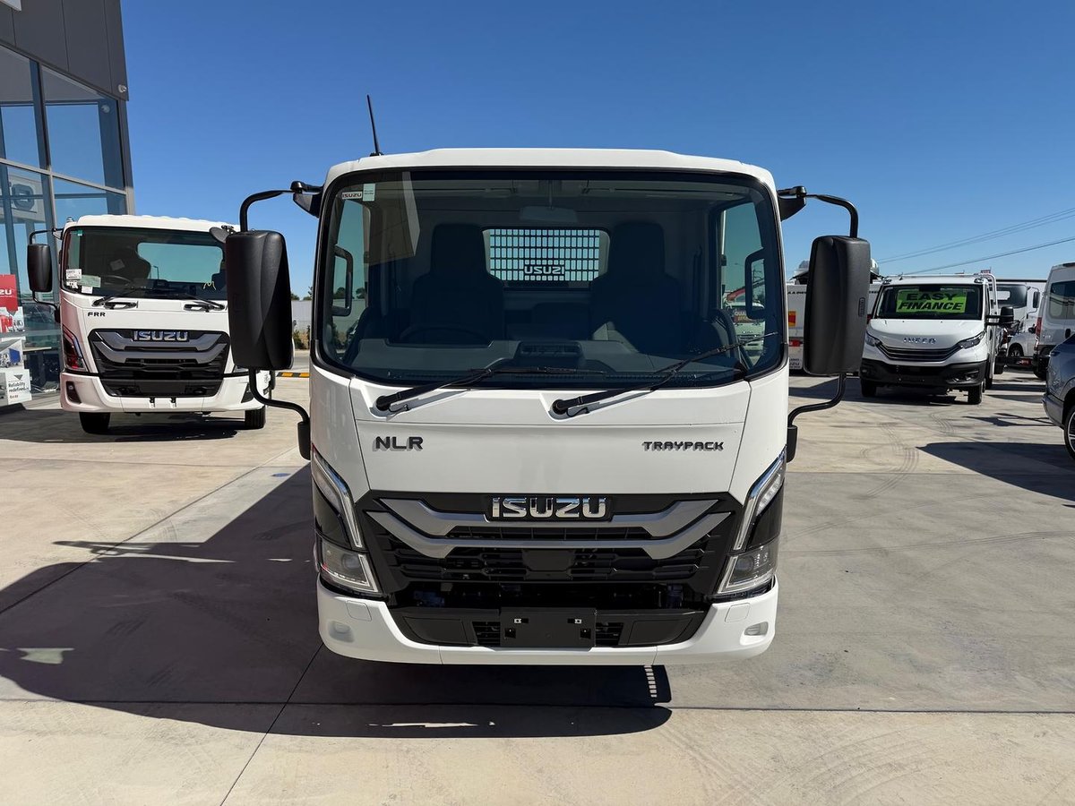 2025 Isuzu N Series Nlr 45-150 Dt D25 image 9
