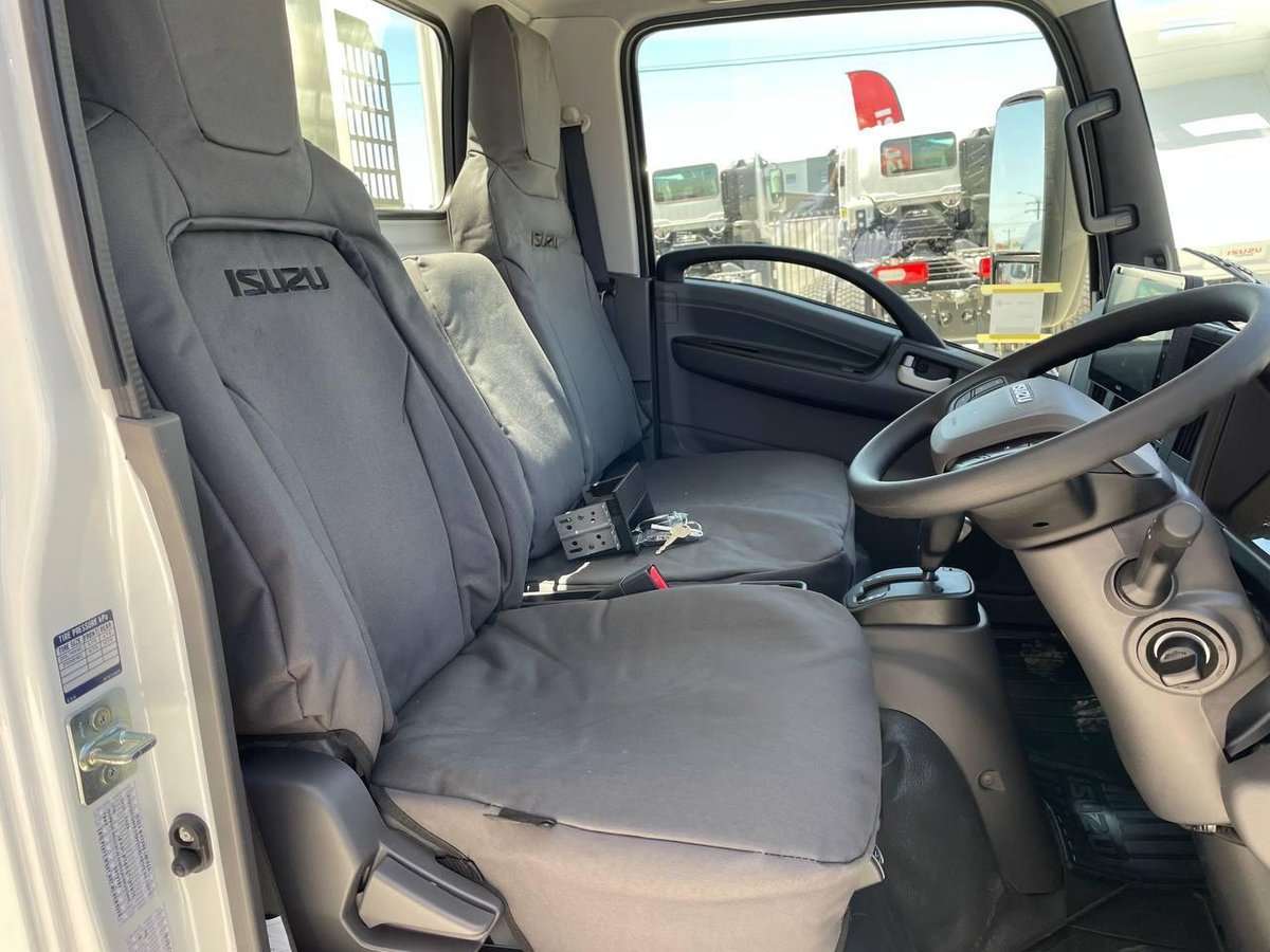 2026 Isuzu N Series NLR 45-150 DT D25 Traypack image 21