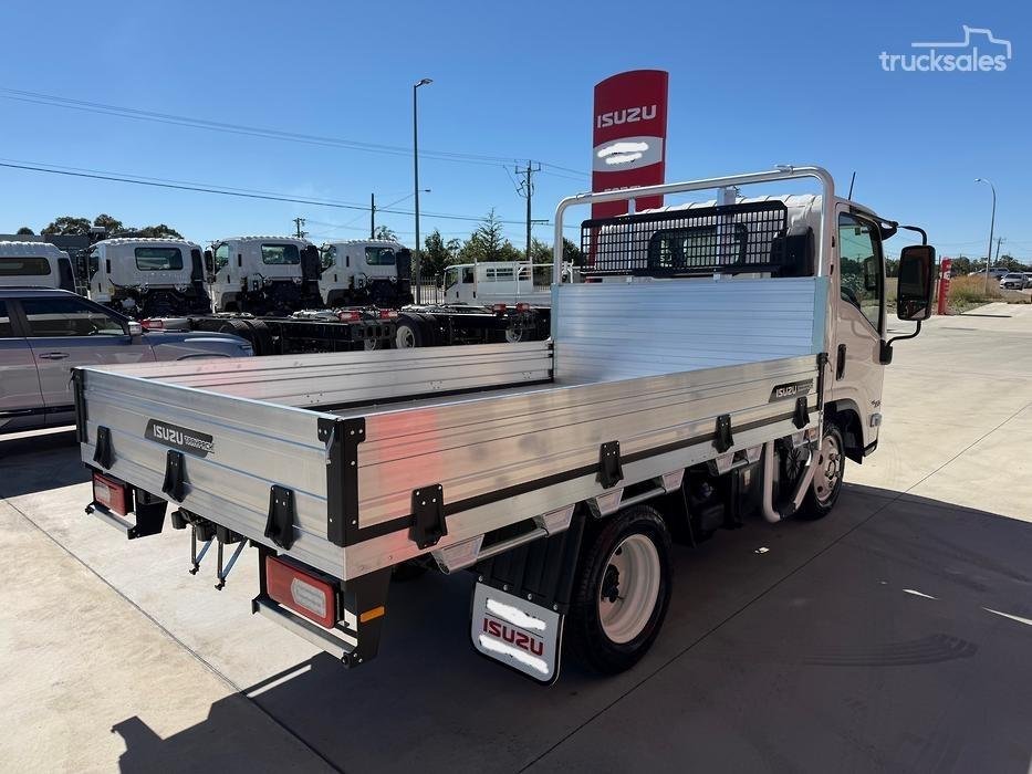 2026 Isuzu N Series NLR 45-150 DT D25 Traypack image 3