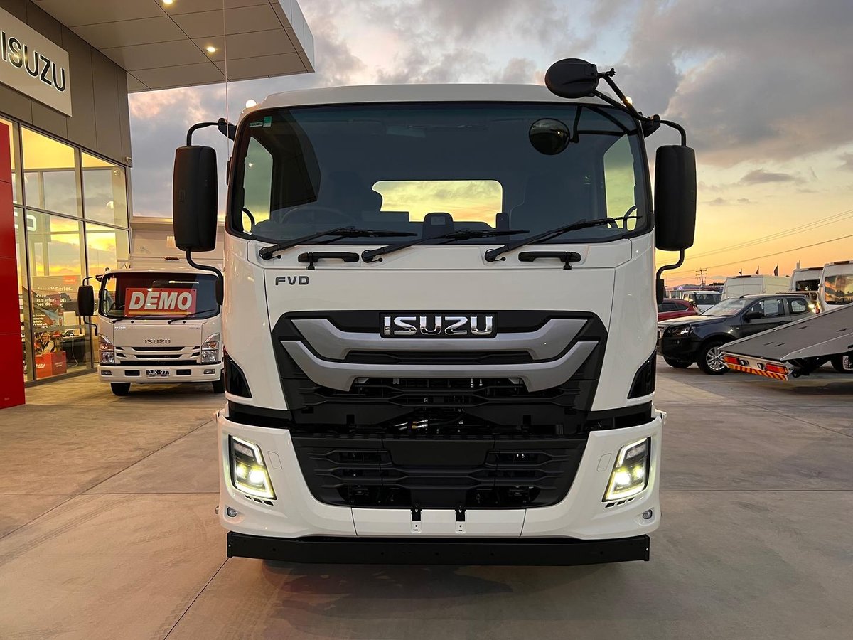 2025 Isuzu F Series FVD 170-300 AT R60 image 8