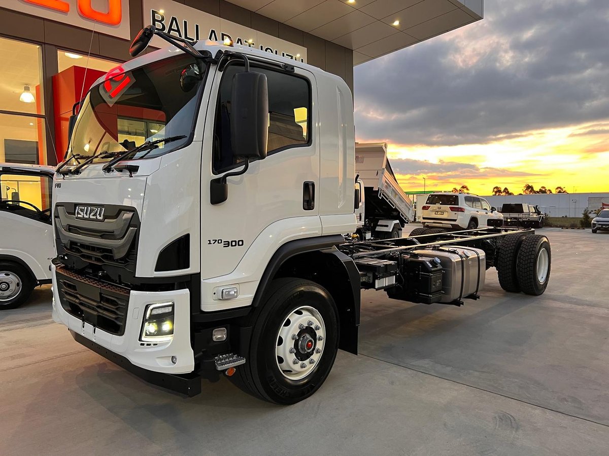 2025 Isuzu F Series FVD 170-300 AT R60 image 7