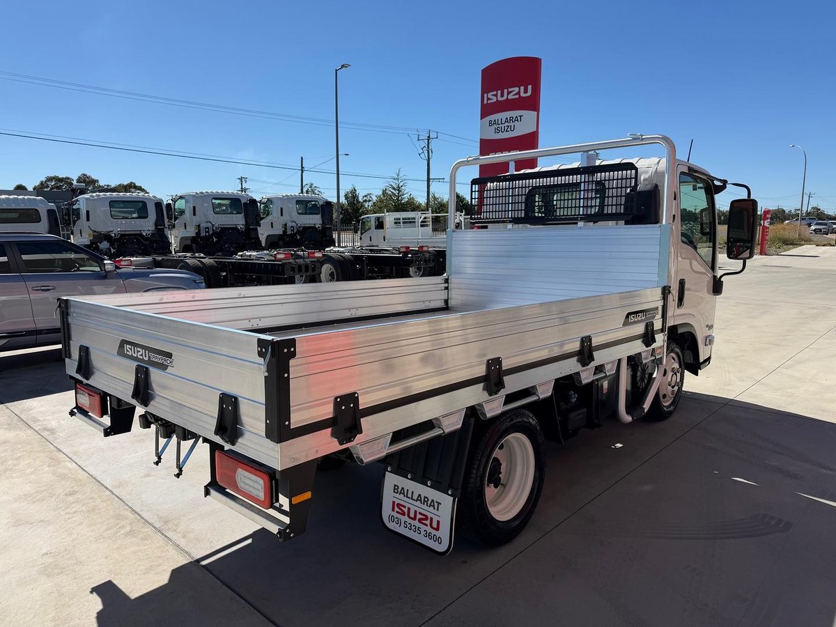 2025 Isuzu N Series Nlr 45-150 Dt D25 image 4