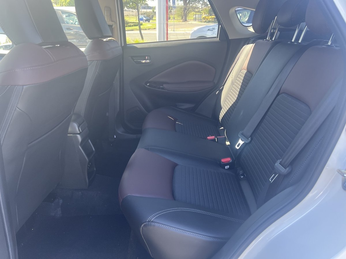2025 Suzuki Fronx Hybrid KW image 24