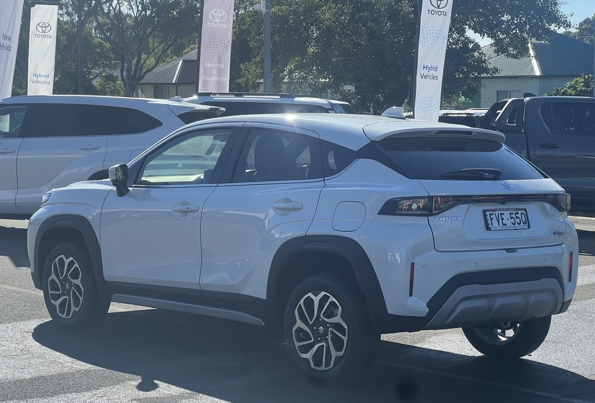 2025 Suzuki Fronx Hybrid KW image 7