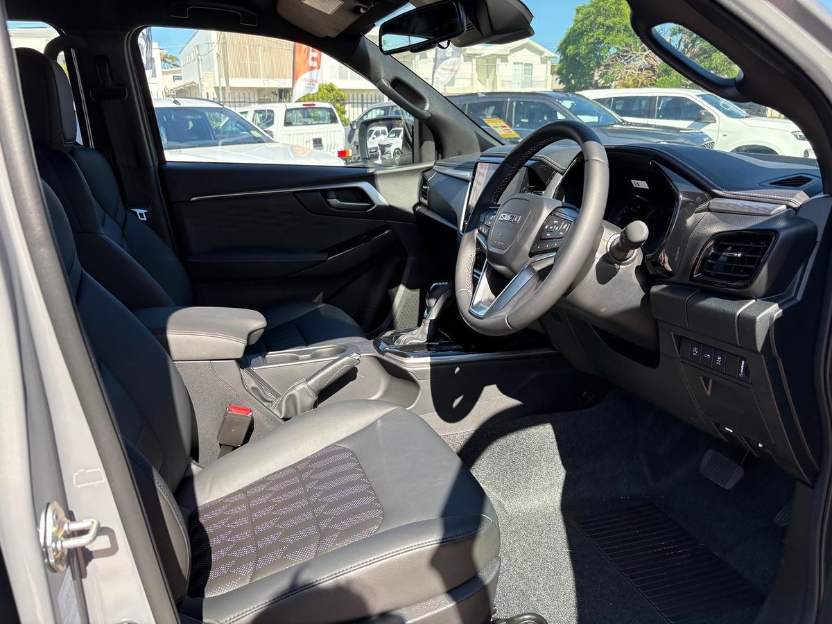 2026 Isuzu D-MAX LS-U+ MY25.5 4X4 Dual Range image 13