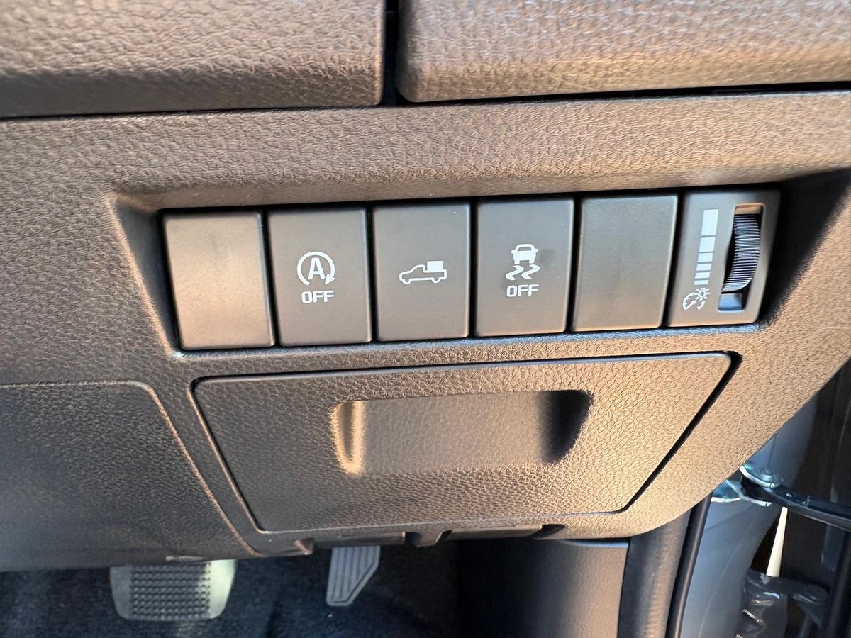 2026 Isuzu D-MAX LS-U+ MY25.5 4X4 Dual Range image 17