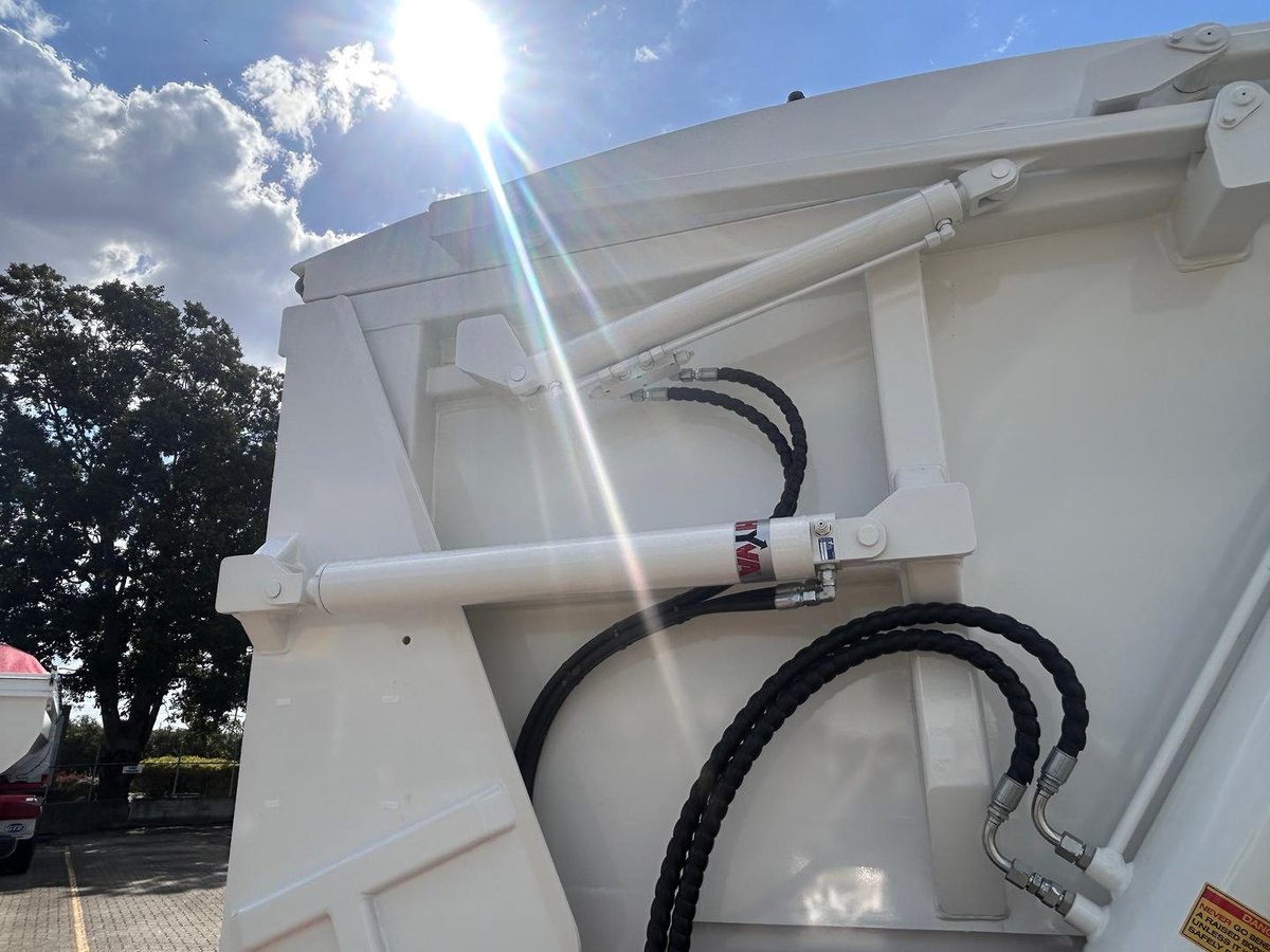 2026 GTE Side Tipper image 14