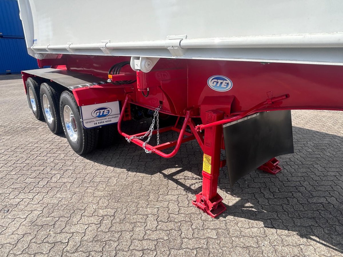 2026 GTE Side Tipper image 16