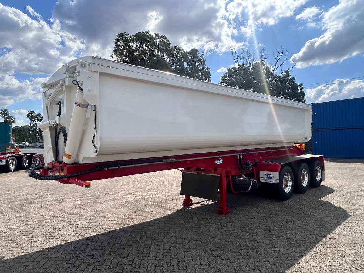 2026 GTE Side Tipper image 2