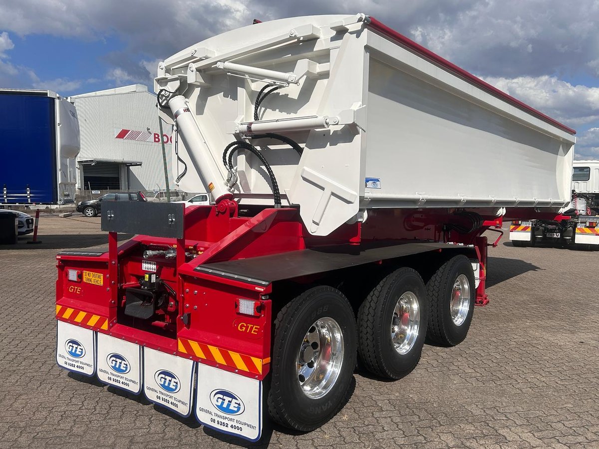 2026 GTE Side Tipper image 18