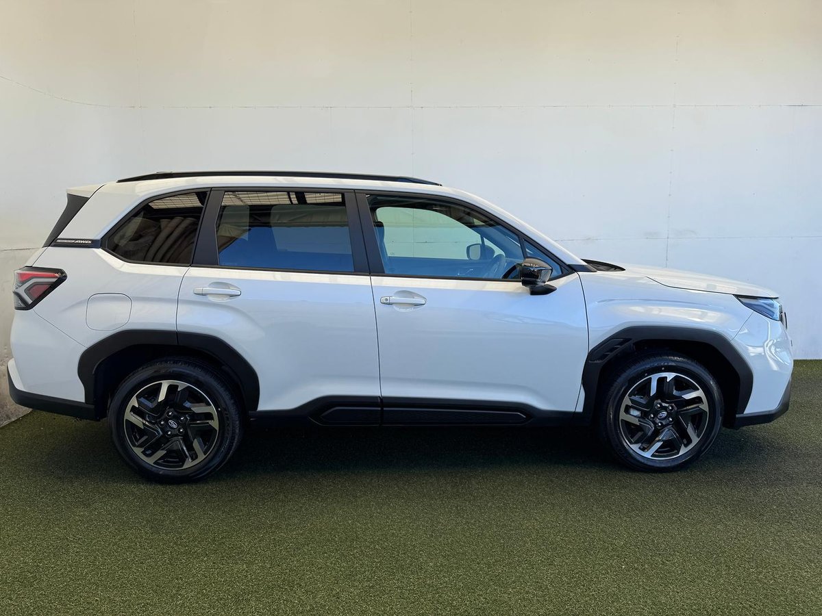 2025 Subaru Forester Touring S6 MY26 AWD image 15