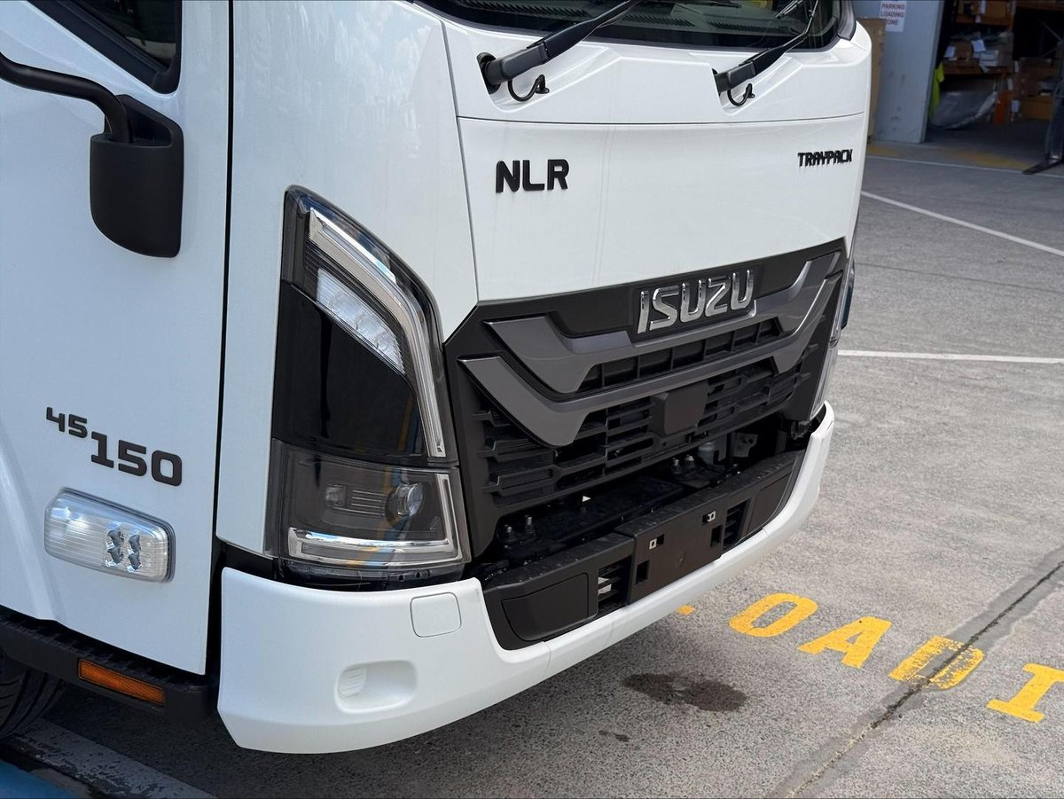 2026 Isuzu N Series NLR 45-150 DT D25 TRAYPACK image 13