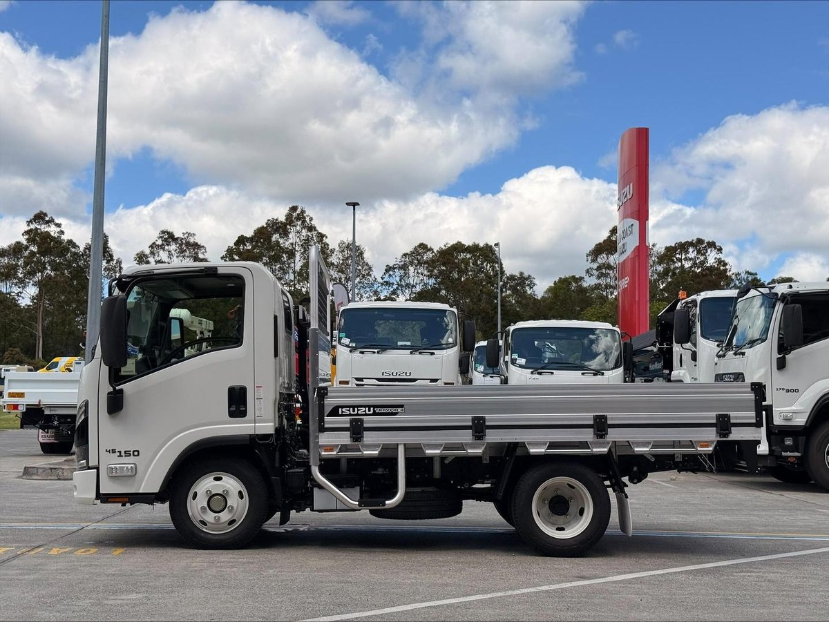 2026 Isuzu N Series NLR 45-150 DT D25 TRAYPACK image 8