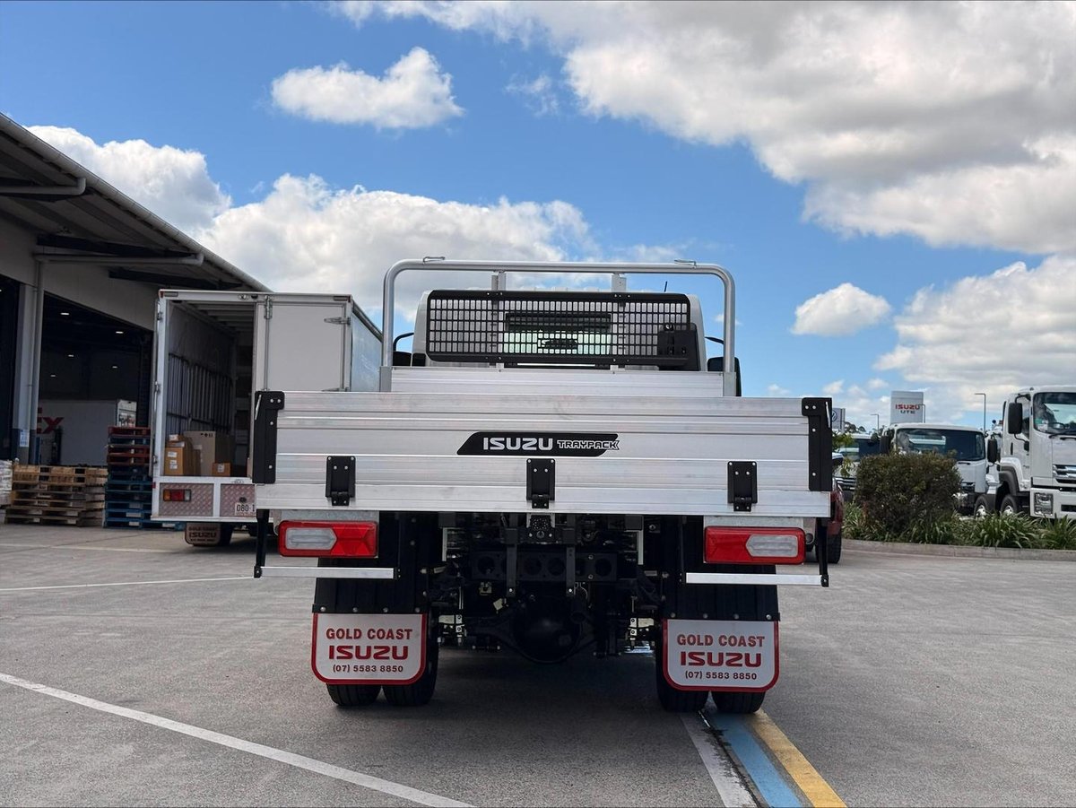 2026 Isuzu N Series NLR 45-150 DT D25 TRAYPACK image 10