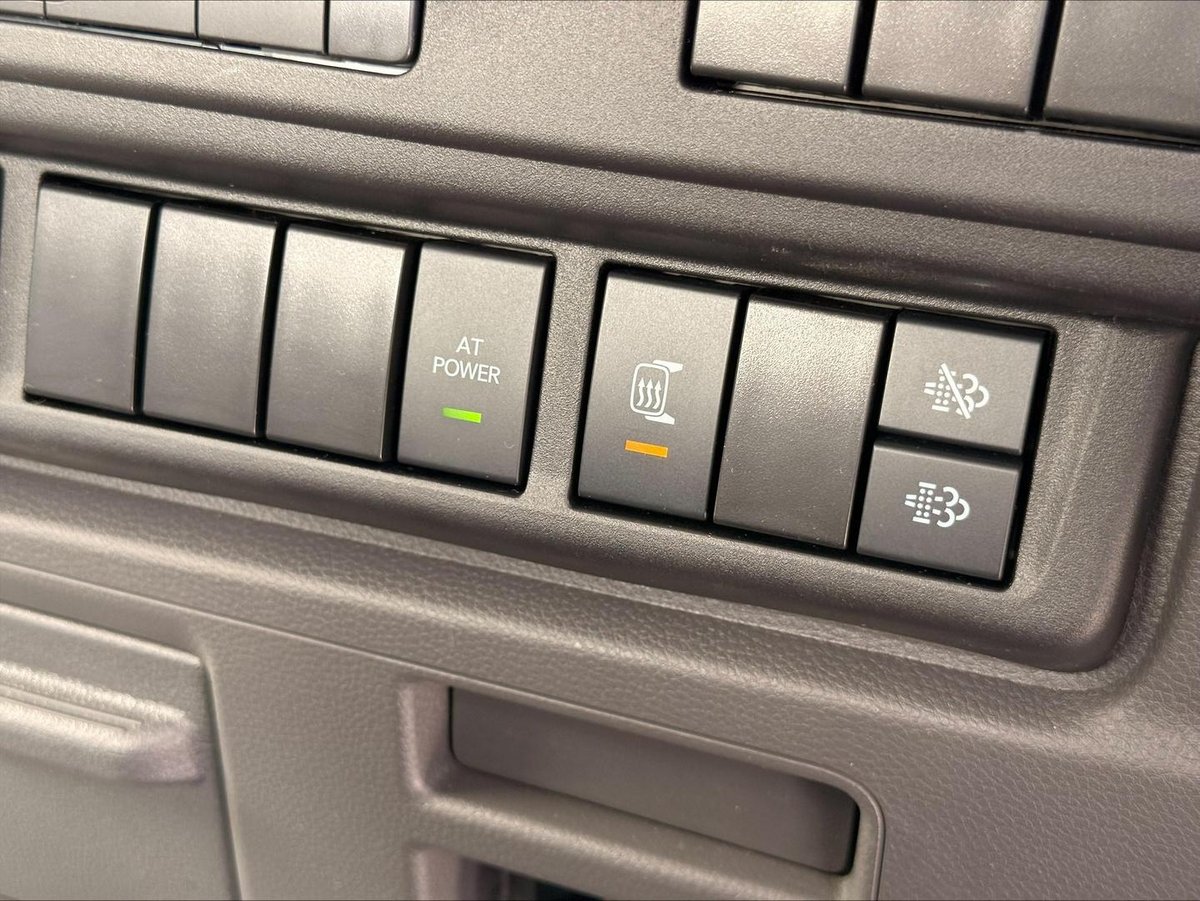 2026 Isuzu F Series image 27