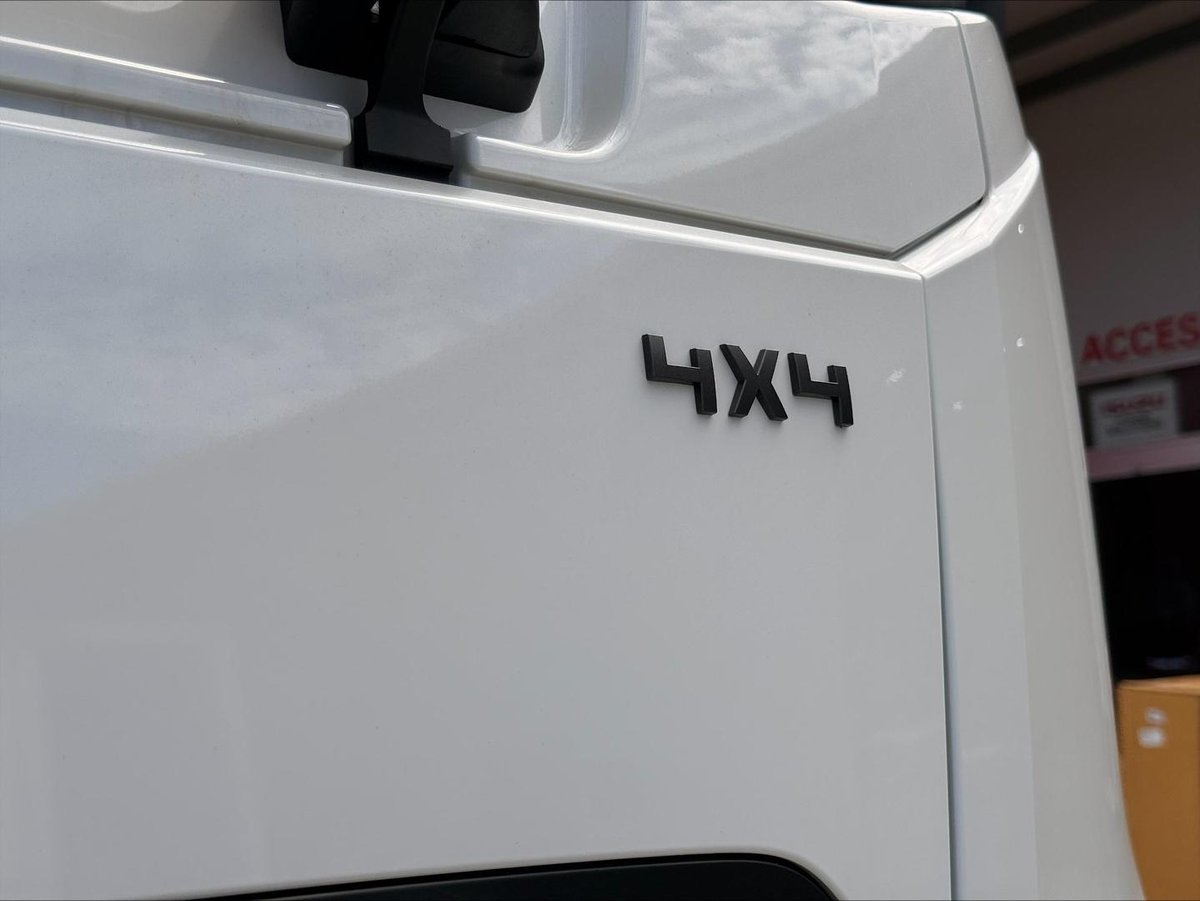 2026 Isuzu F Series image 11