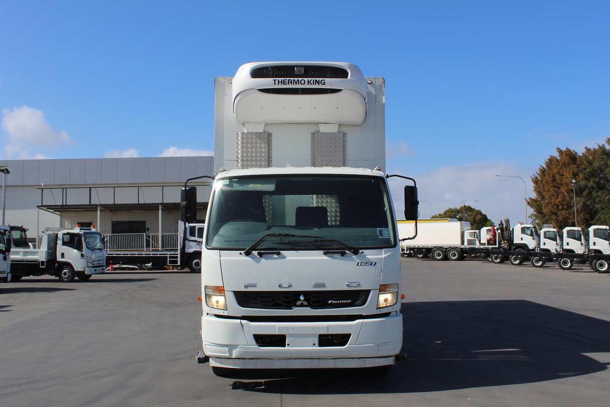 2015 Mitsubishi Fighter 1627 FUSO image 4