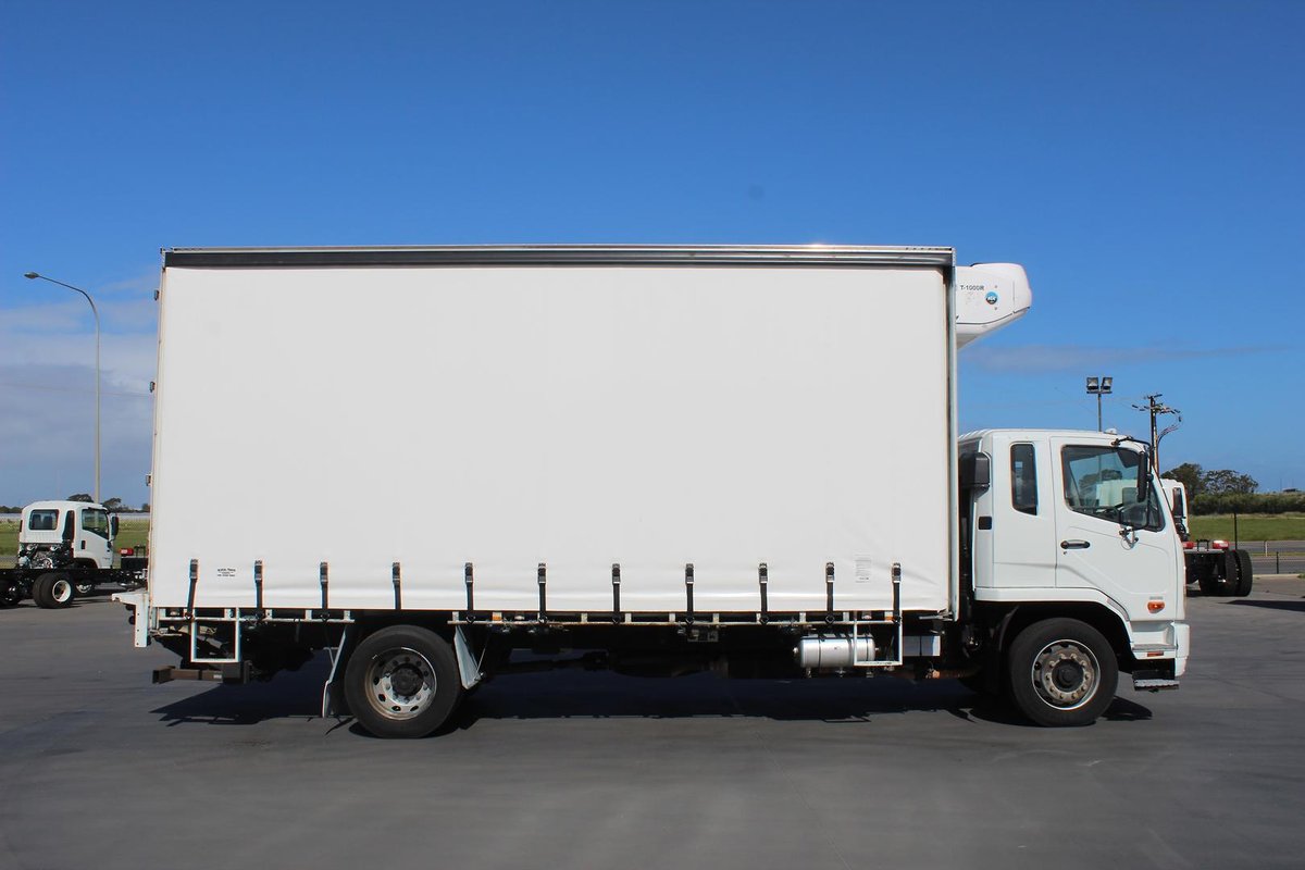 2015 Mitsubishi Fighter 1627 FUSO image 7